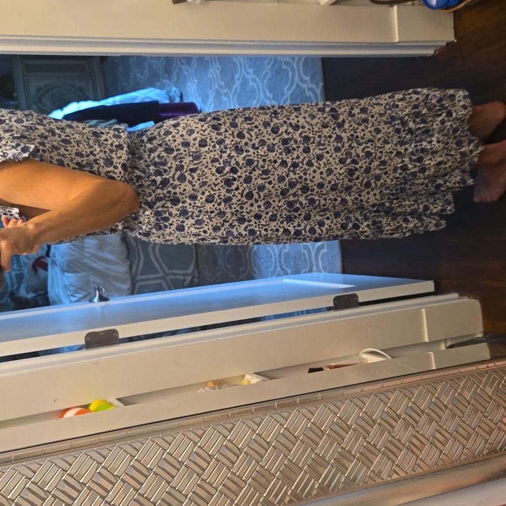 Lucky Brand Blue and White Midi Dress with Elegant Silhouette - Picture 12 of 12